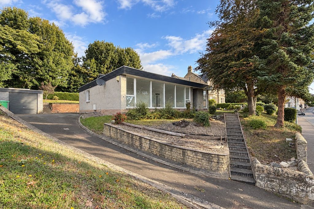 Property photo 1 of 25