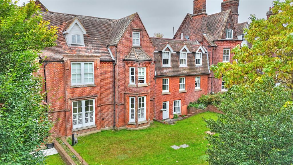 Property photo 1 of 15 Dji_20251015144426_0054_D_Smooth 3.Jpg