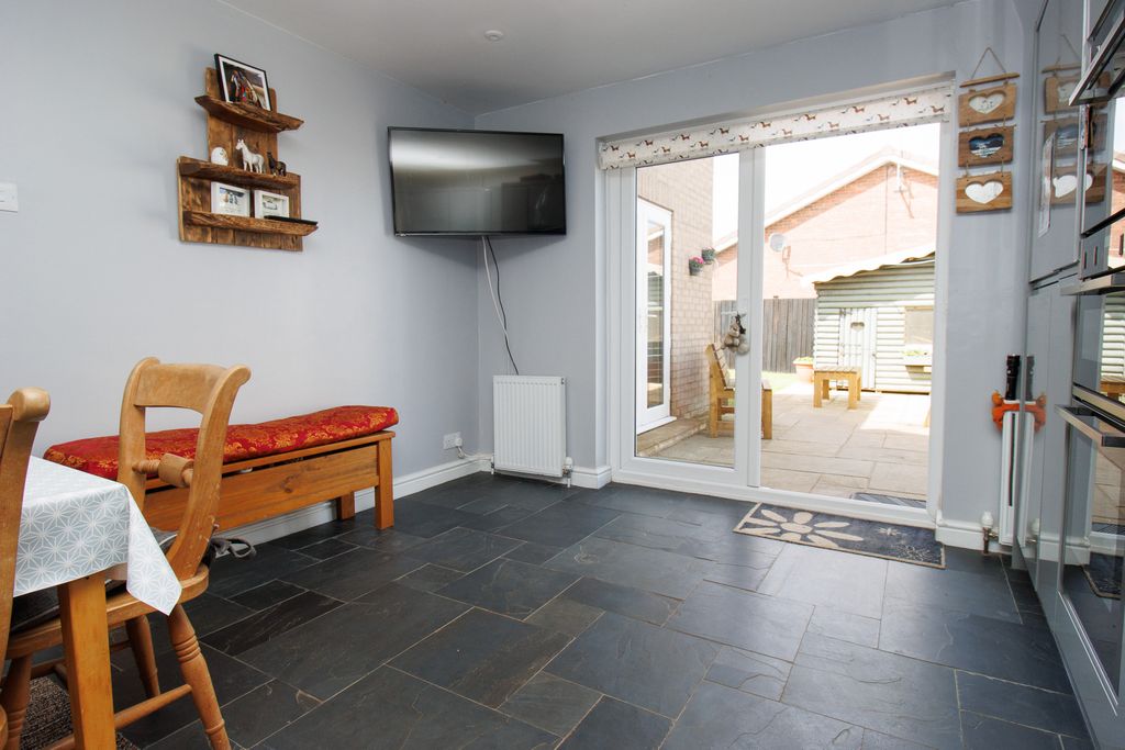 Additional image 6 of 3 bed detached bungalow for salePlane Tree Way, Filey YO14
