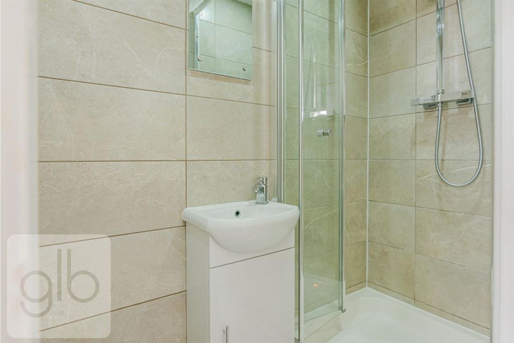 Property photo 3 of 11 274.Png