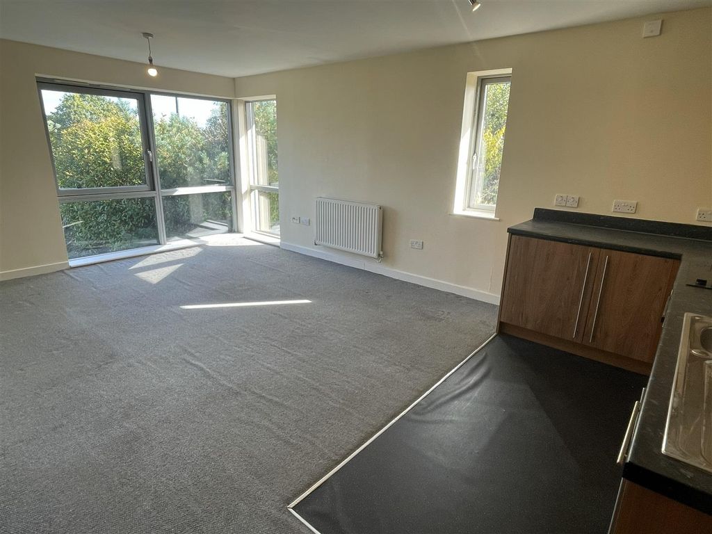 Property photo 3 of 6 Img_1328.Jpg