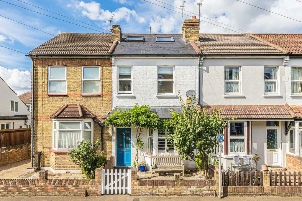 Property photo 1 of 6