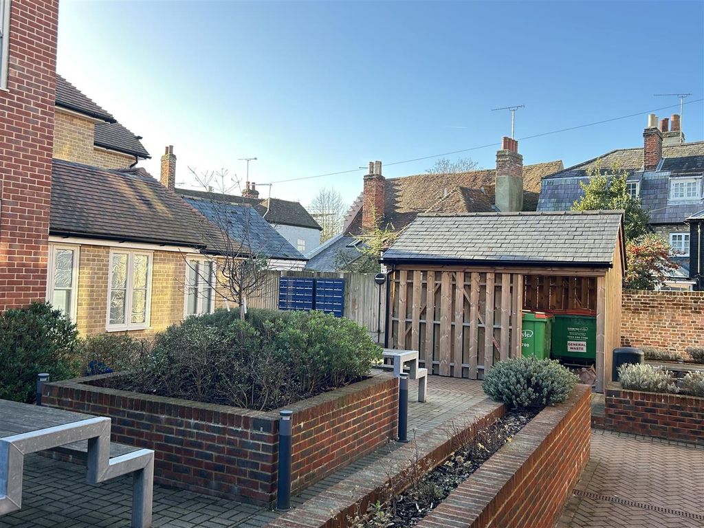 Property photo 3 of 11 Bright Outdoor Space With Neat Seating Area...