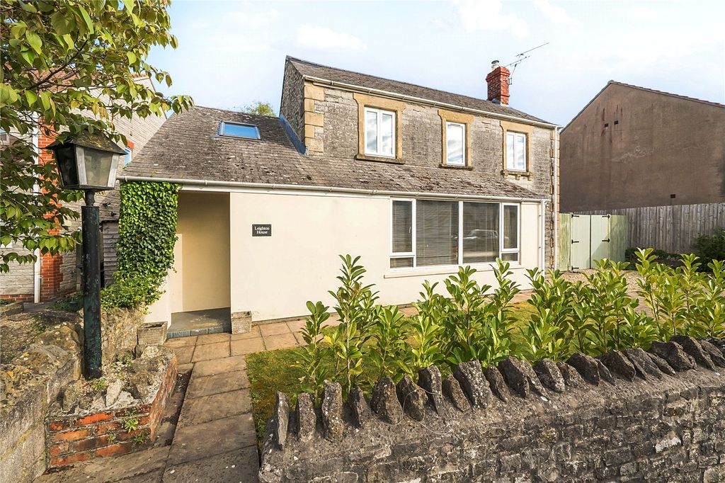 Property photo 1 of 24 Picture No. 28