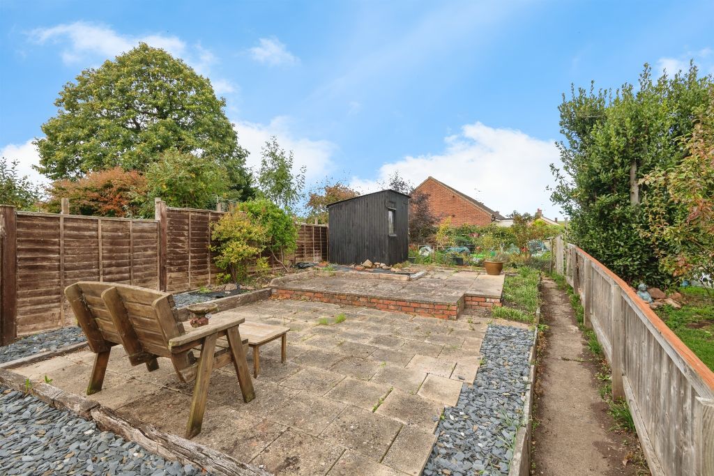 Property photo 2 of 17