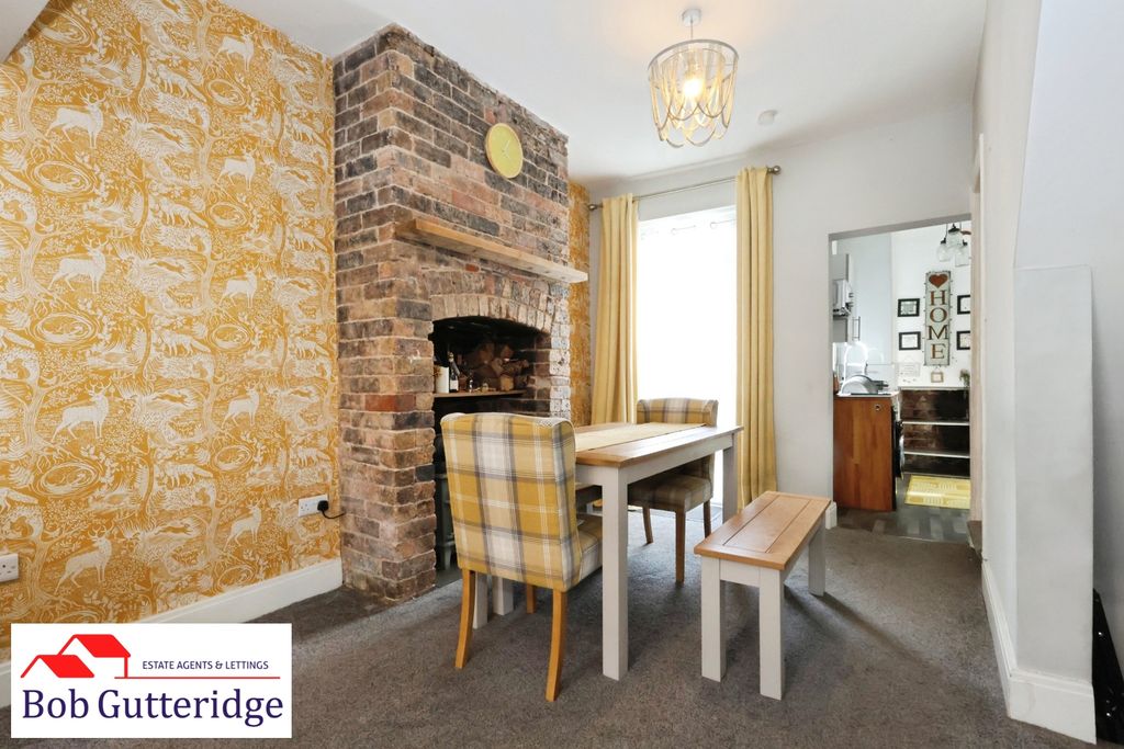 Property photo 3 of 17 Open Plan Lounge / Dining Room