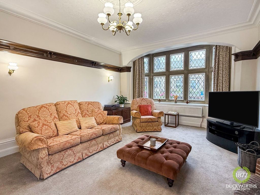 Property photo 3 of 51
