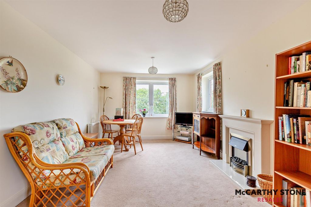 Property photo 1 of 36 8615480-Interior06-800.Jpg