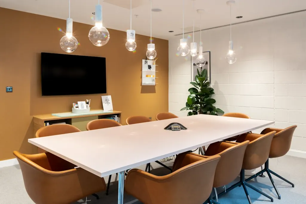 Property photo 2 of 9