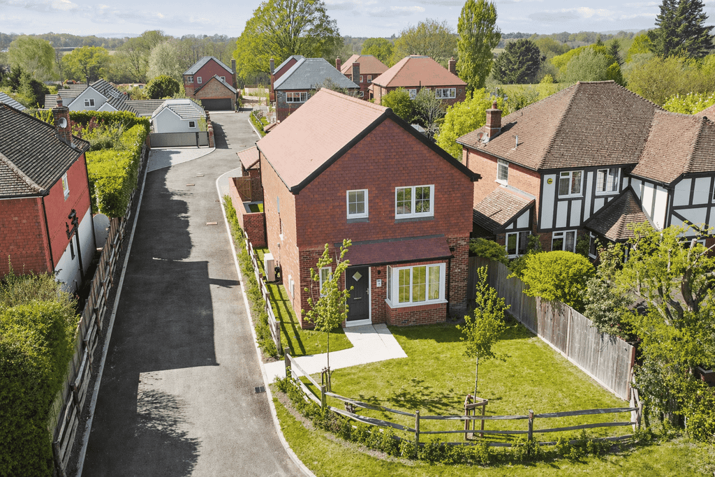 Property photo 1 of 13