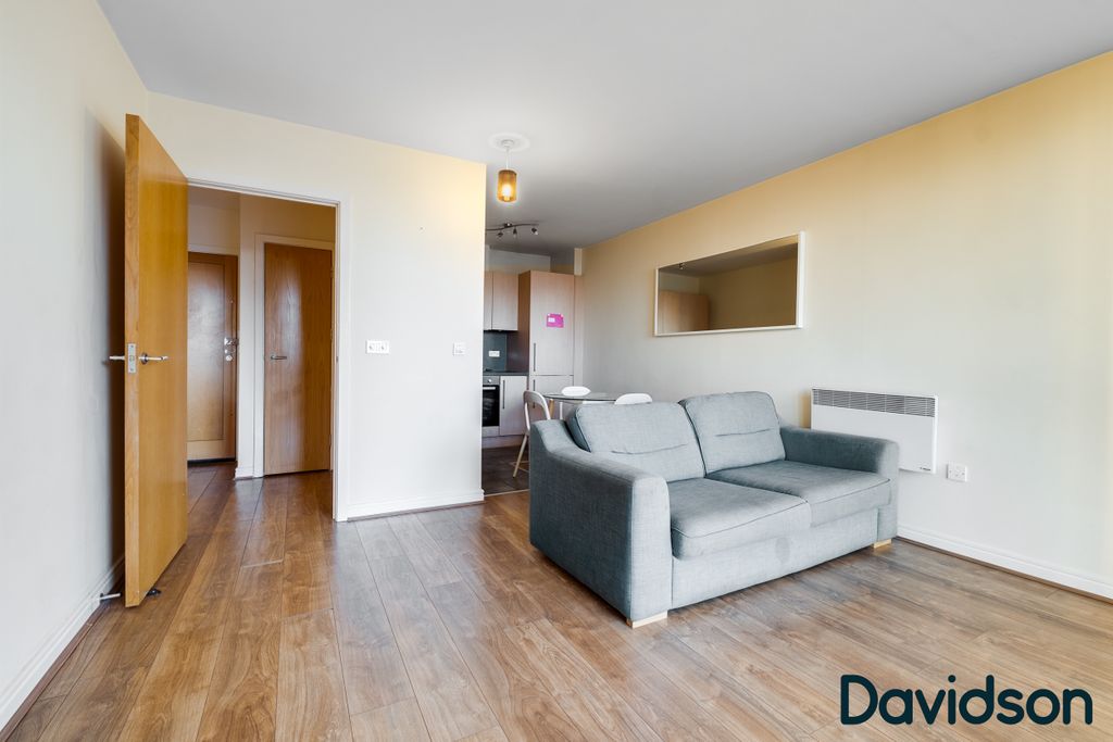 Property photo 3 of 16 Logo-9