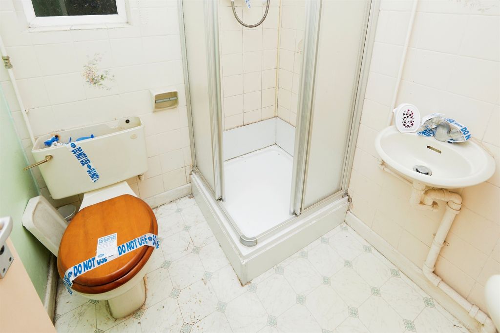 Property photo 3 of 14