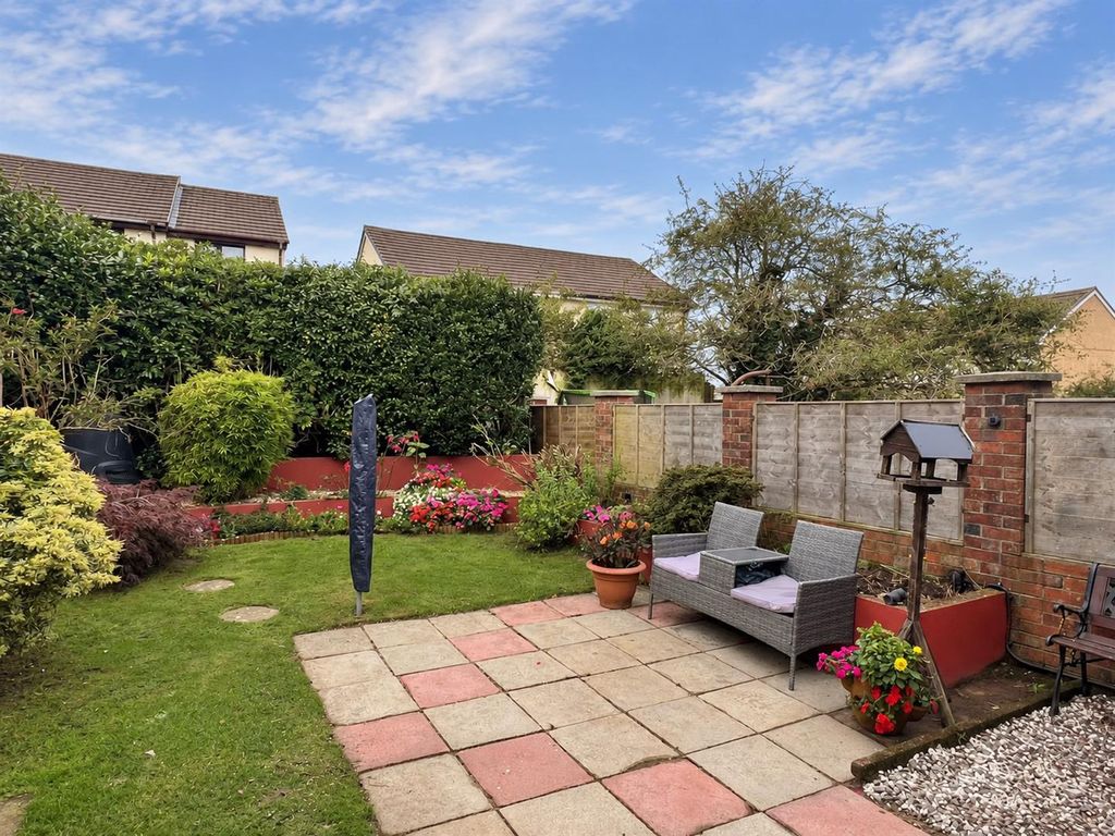 Property photo 2 of 15