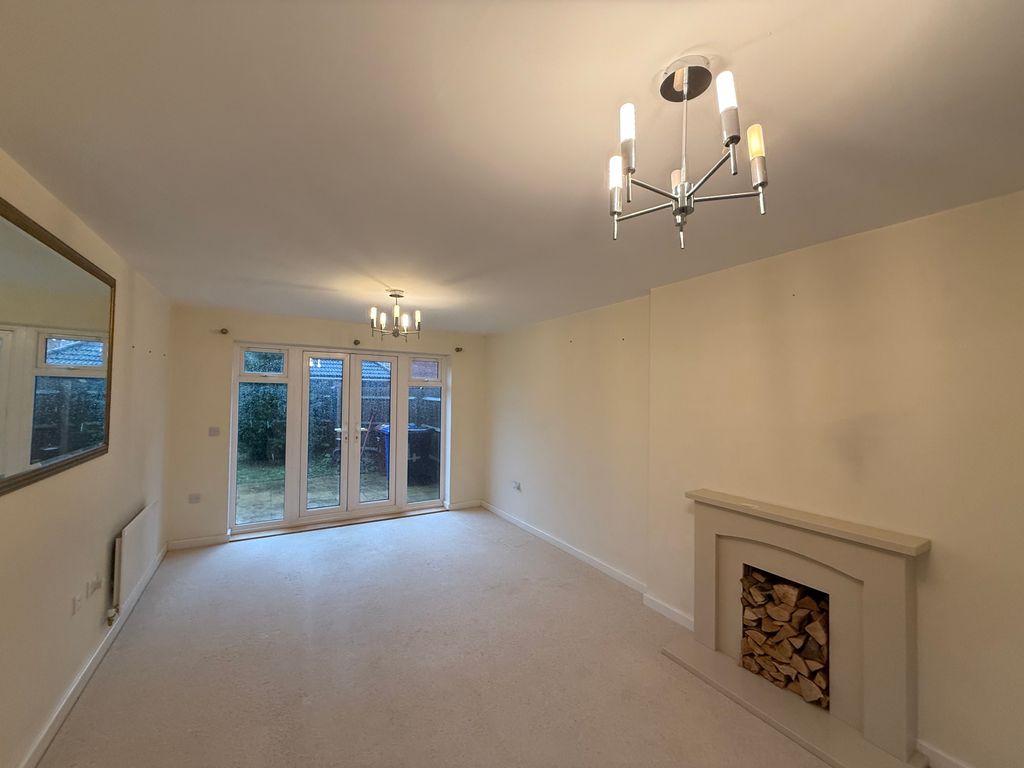 Property photo 2 of 9 View