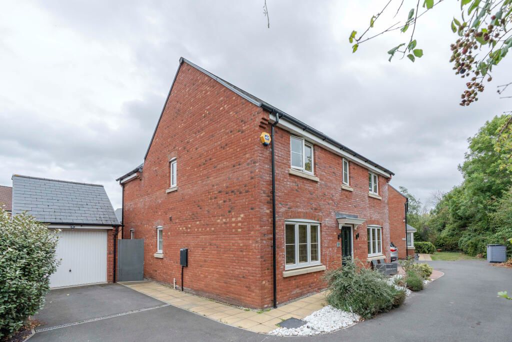 Property photo 1 of 21