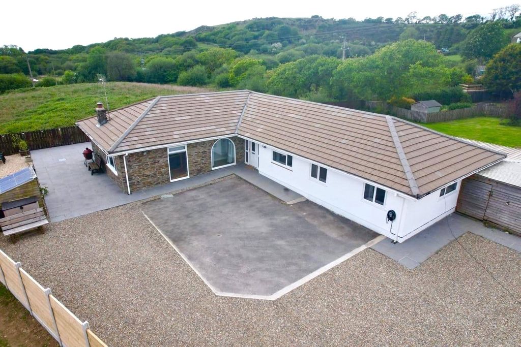 Property photo 1 of 27 Picture No. 56