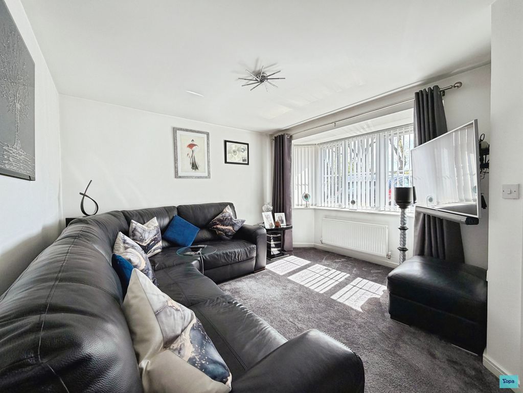 Property photo 3 of 19 10