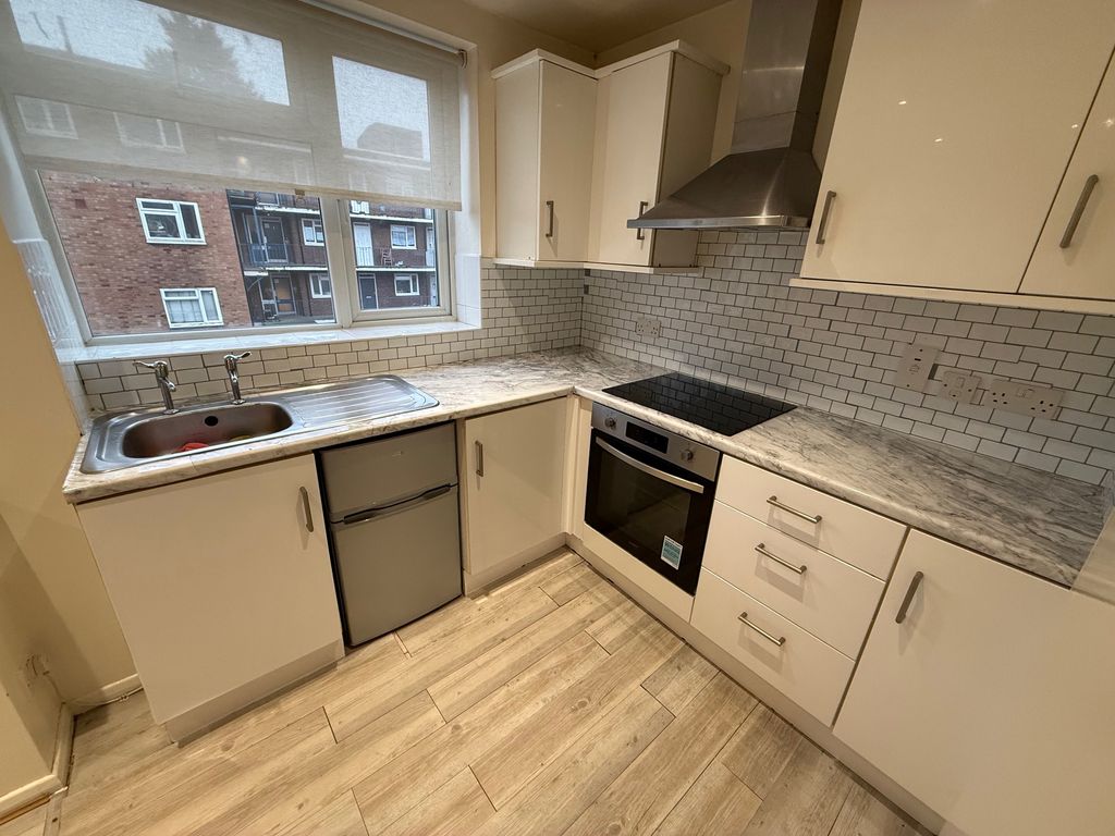 Property photo 1 of 9 Image