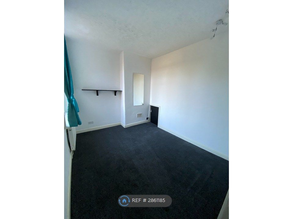 Property photo 3 of 31