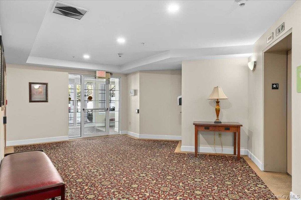Property photo 3 of 21 <Alttext/>