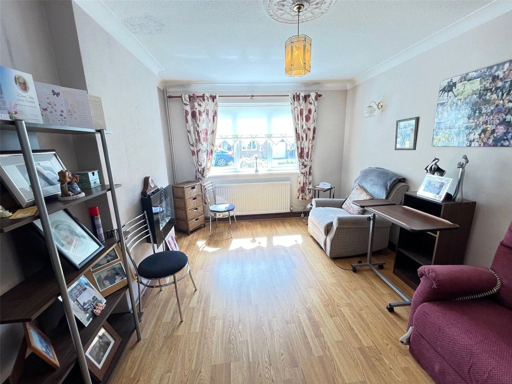 Property photo 2 of 14 Picture No. 09