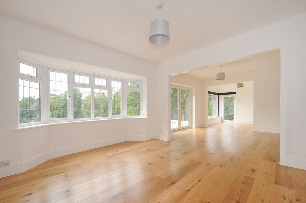 Property photo 2 of 14 137061 (4)c