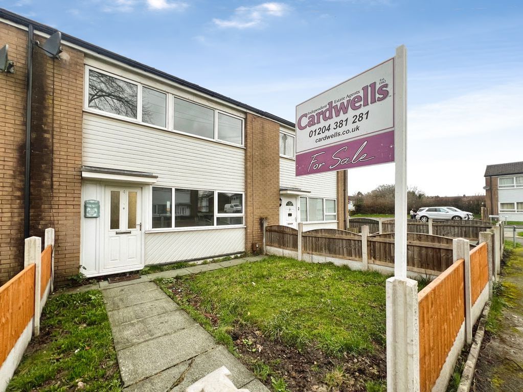 Property photo 1 of 18 External