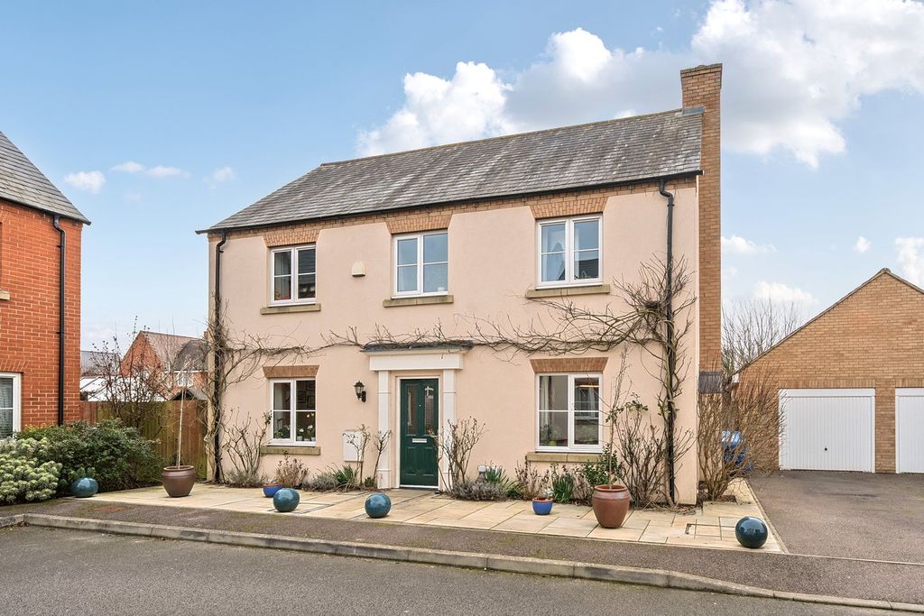 Property photo 1 of 22