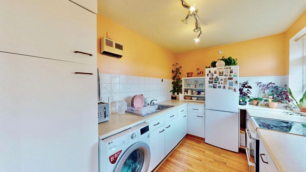 Property photo 3 of 10 Picture No. 09