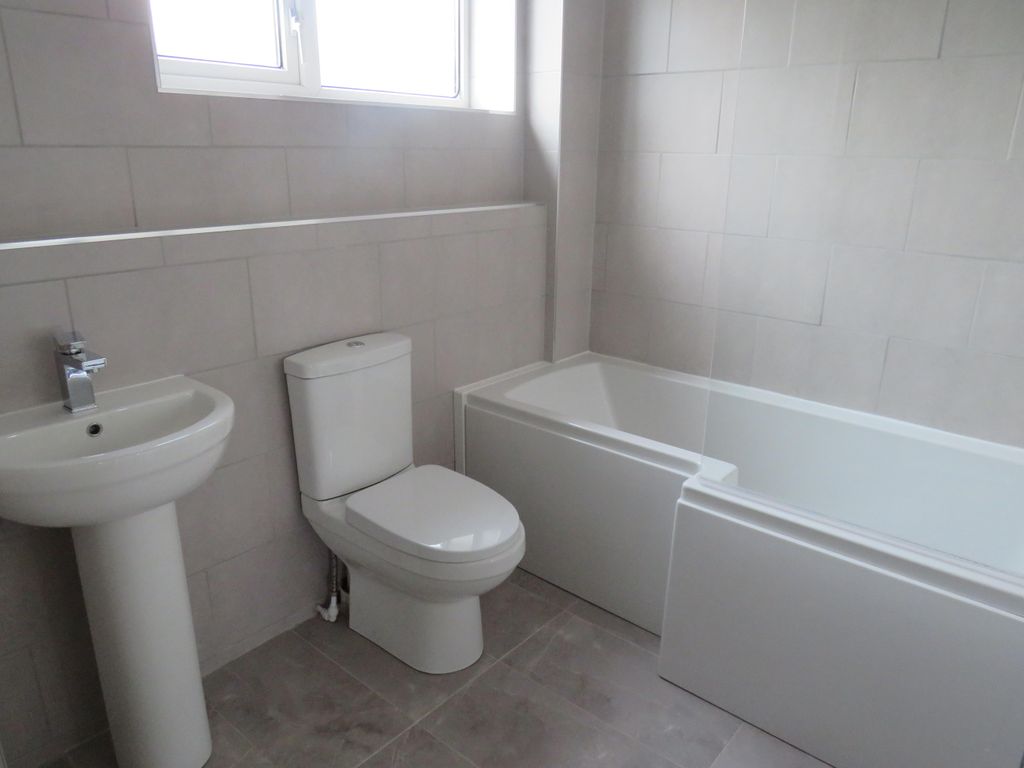 Property photo 2 of 8 Image