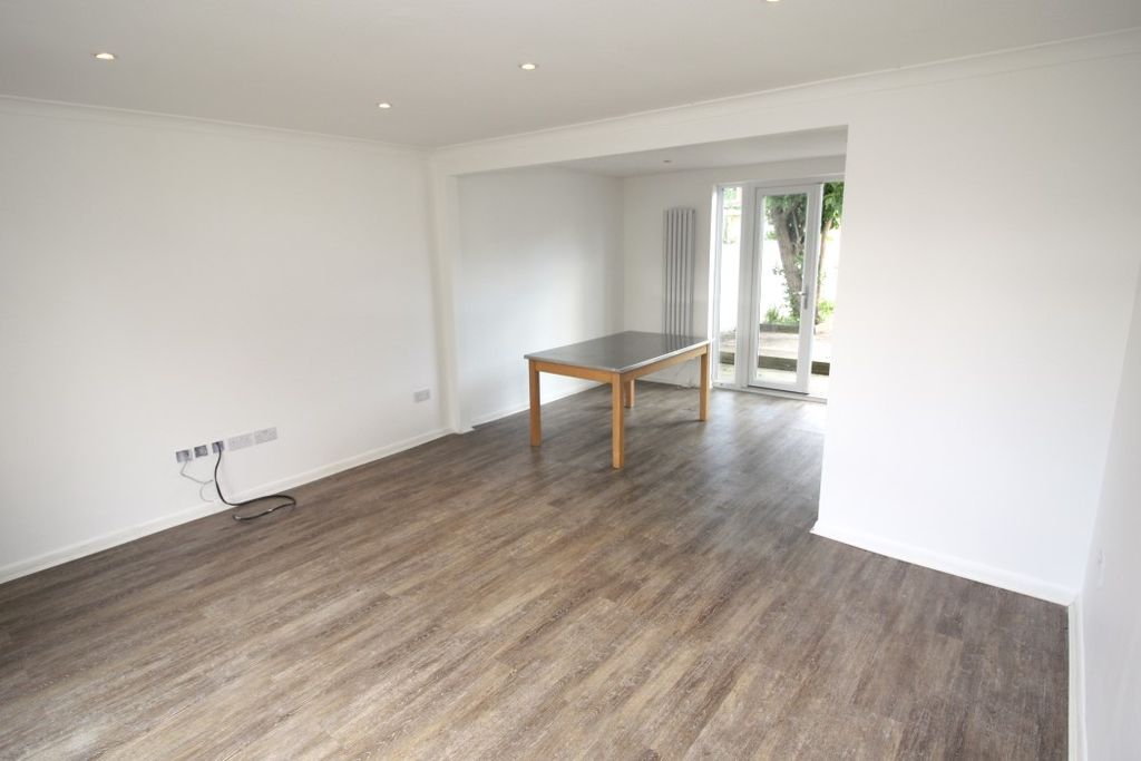 Property photo 1 of 11 3 Bedroom Semi-Detached House In Hounslow - Being Sold Via Secure Sale Online Bidding. Terms &amp; Conditions Apply. Starting Bid Â£400,000