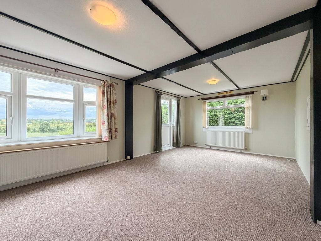 Property photo 2 of 12 Img_1924