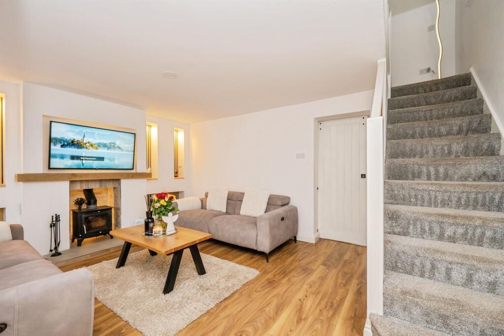 Property photo 3 of 19