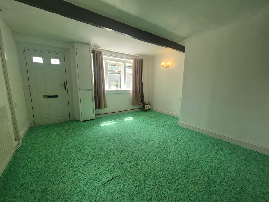 Property photo 2 of 8 Picture No. 04