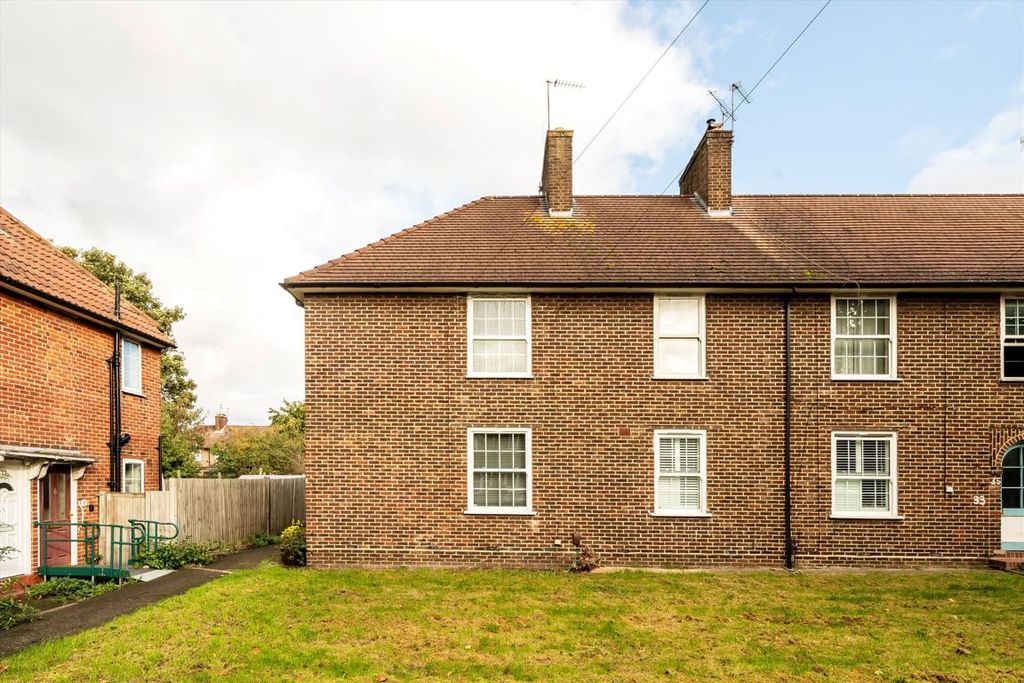 Property photo 1 of 5