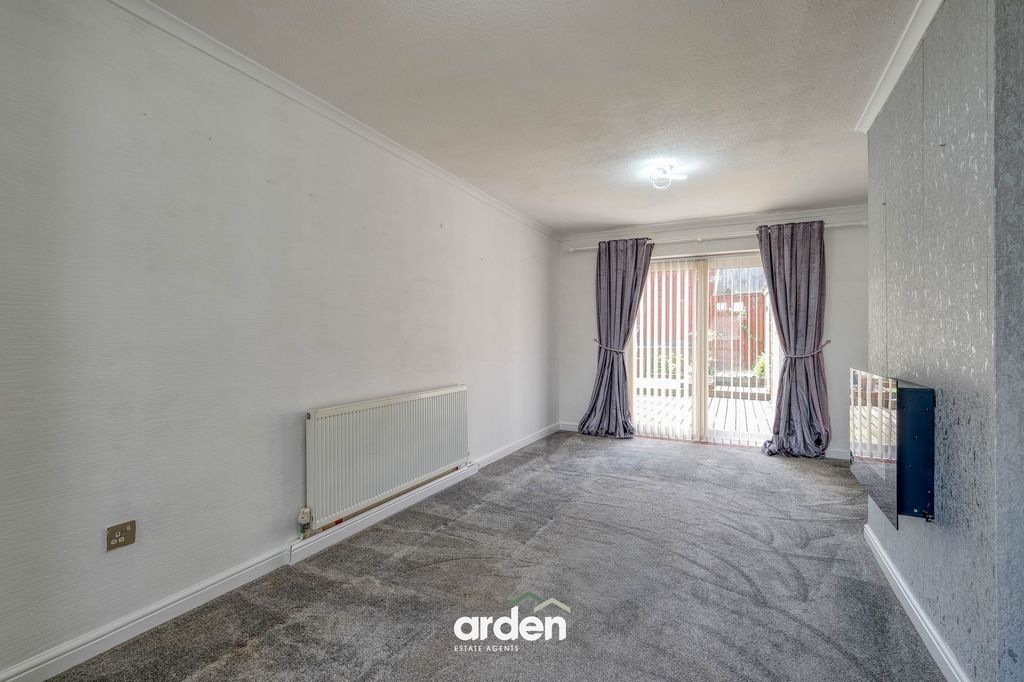 Property photo 2 of 14