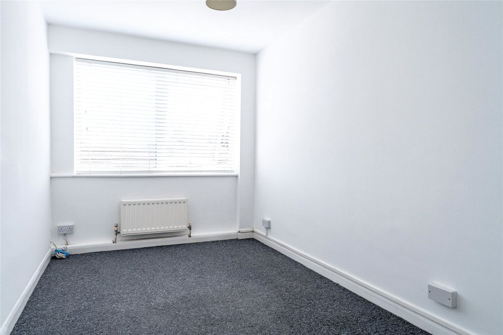 Property photo 2 of 6 Picture No. 02
