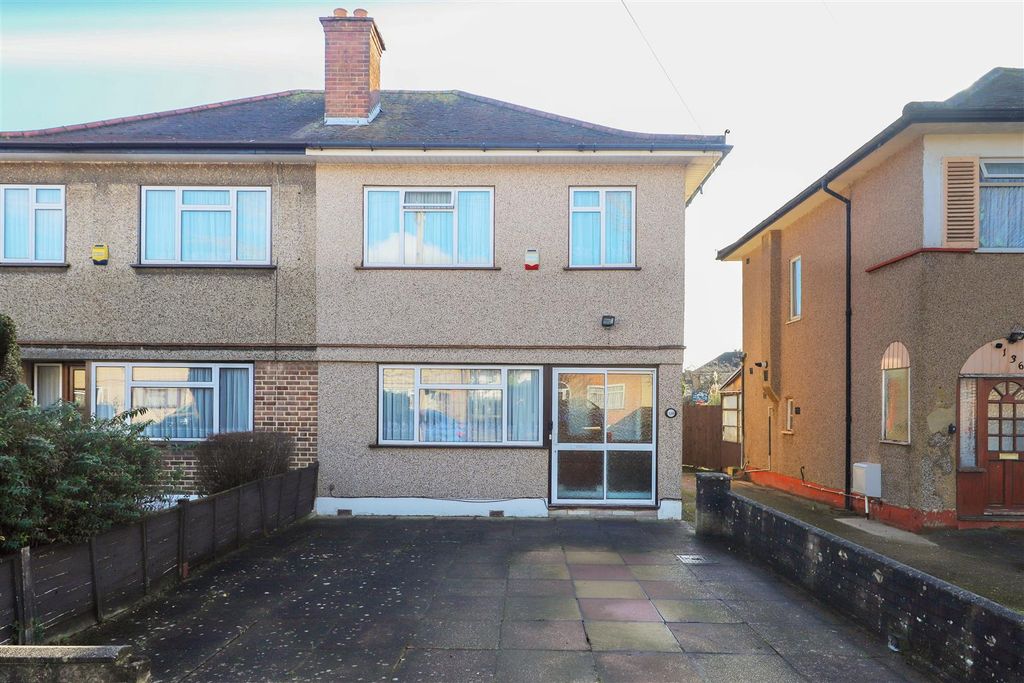 Property photo 1 of 13 Front