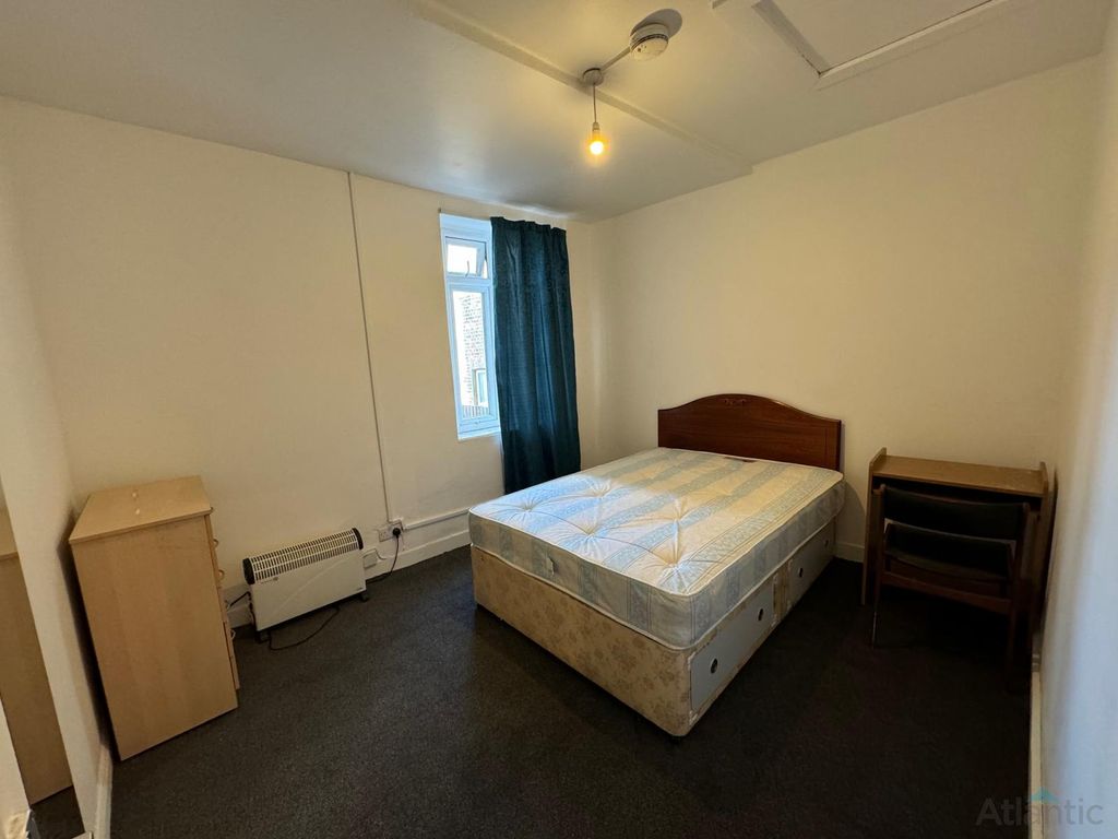 Property photo 1 of 4 1 Bedroom Ground Floor Flat