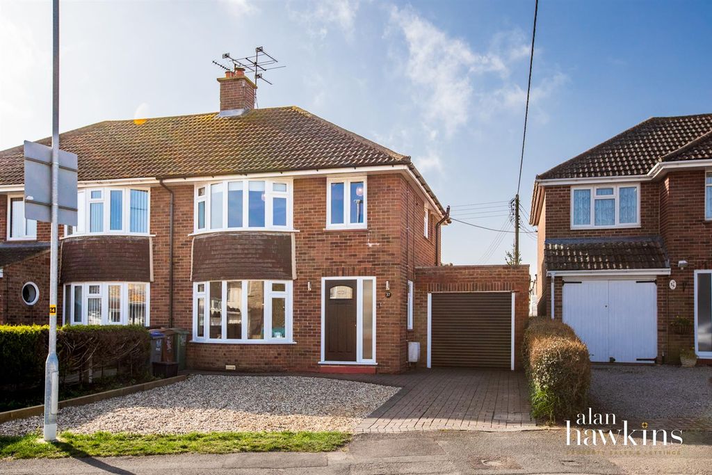 Property photo 1 of 17 Ah3475 (1 Of 18).Jpg