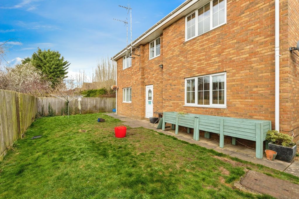 Property photo 2 of 13