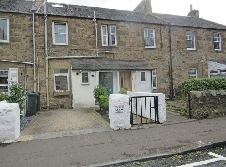 Property photo 2 of 8 Photo 2