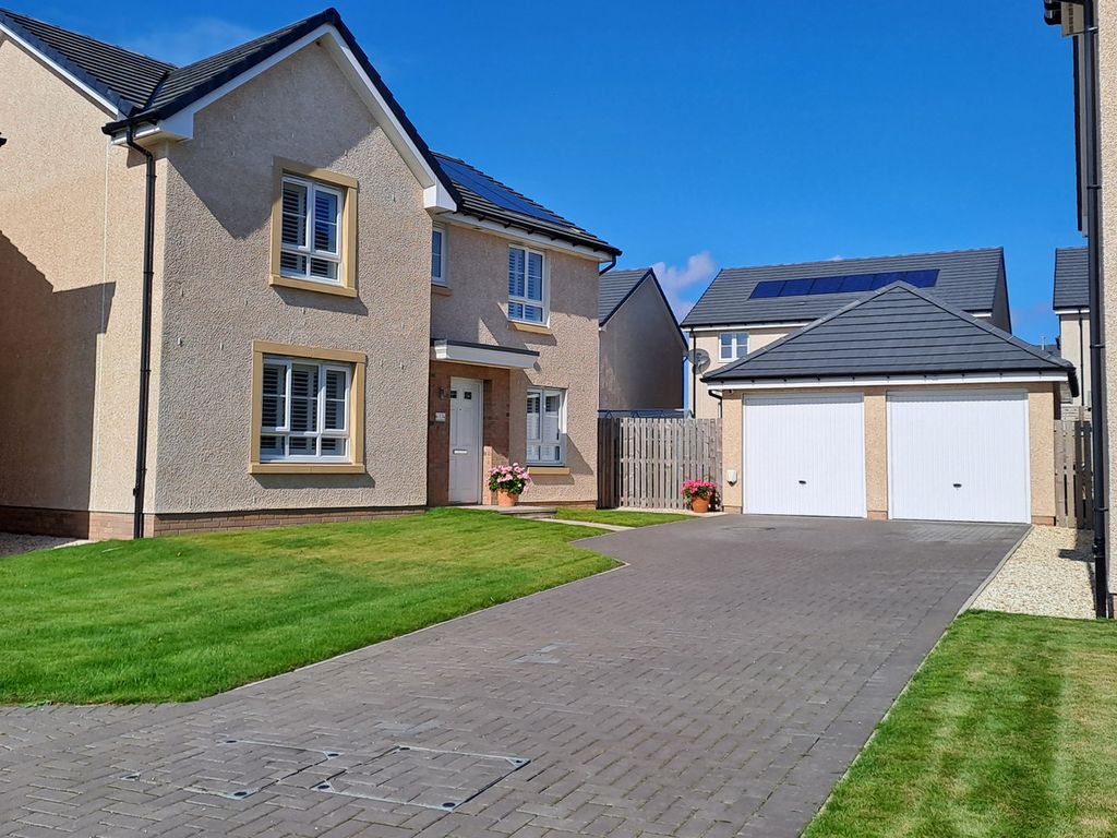 Property photo 1 of 33