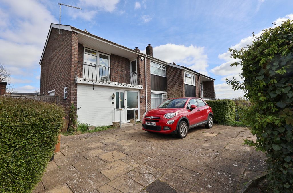 Property photo 1 of 36