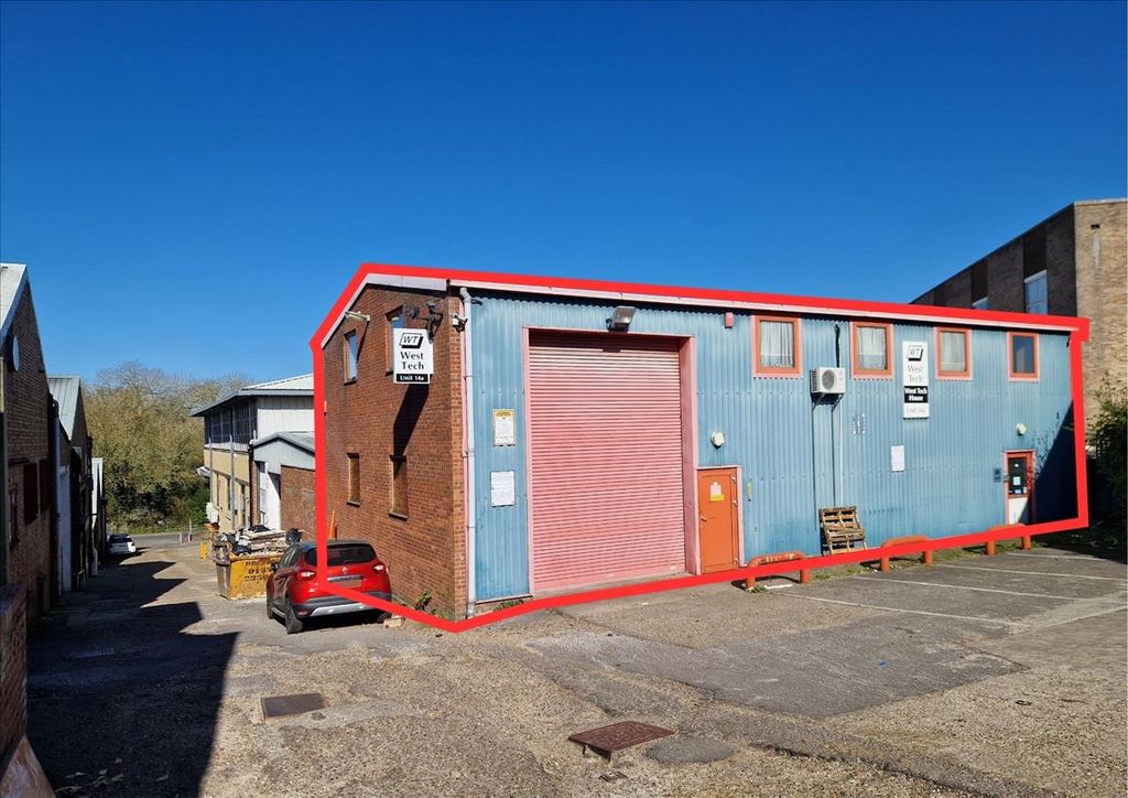 Property photo 1 of 15