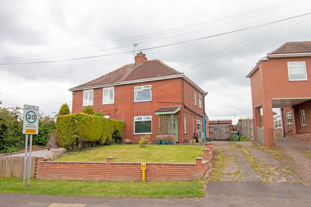 Property photo 1 of 20
