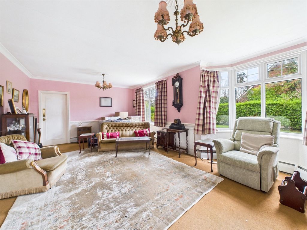 Property photo 3 of 16 Picture No. 12