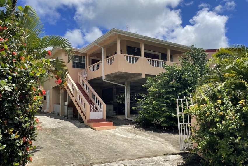 Property photo 1 of 10