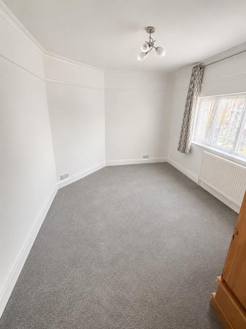 Property photo 3 of 6 Bedroom