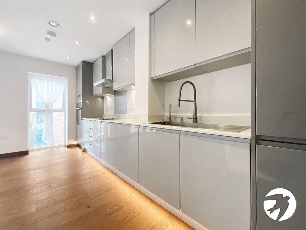 Property photo 3 of 11 Picture No. 11